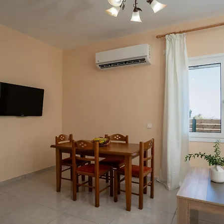 Lägenhet Onar House - Modern In Nature